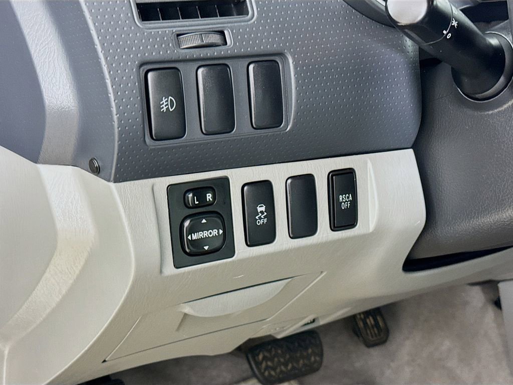 Used 2010 Toyota Tacoma PreRunner RWD image 12
