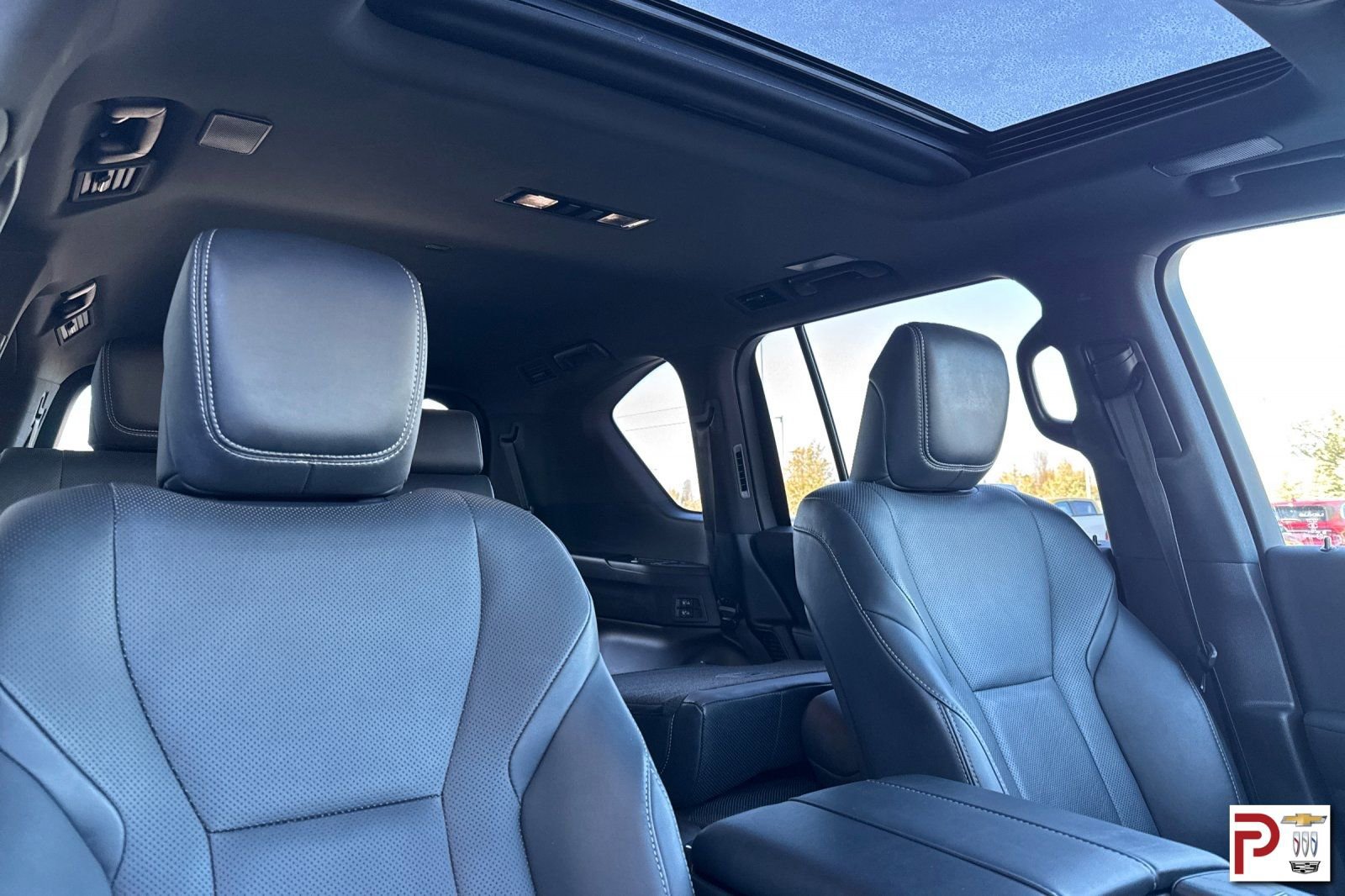 Used 2023 Lexus LX 600 4WD w/ Interior Upgrade Package image 22