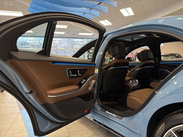 New 2026 Mercedes-Benz S 580 4MATIC Sedan image 22