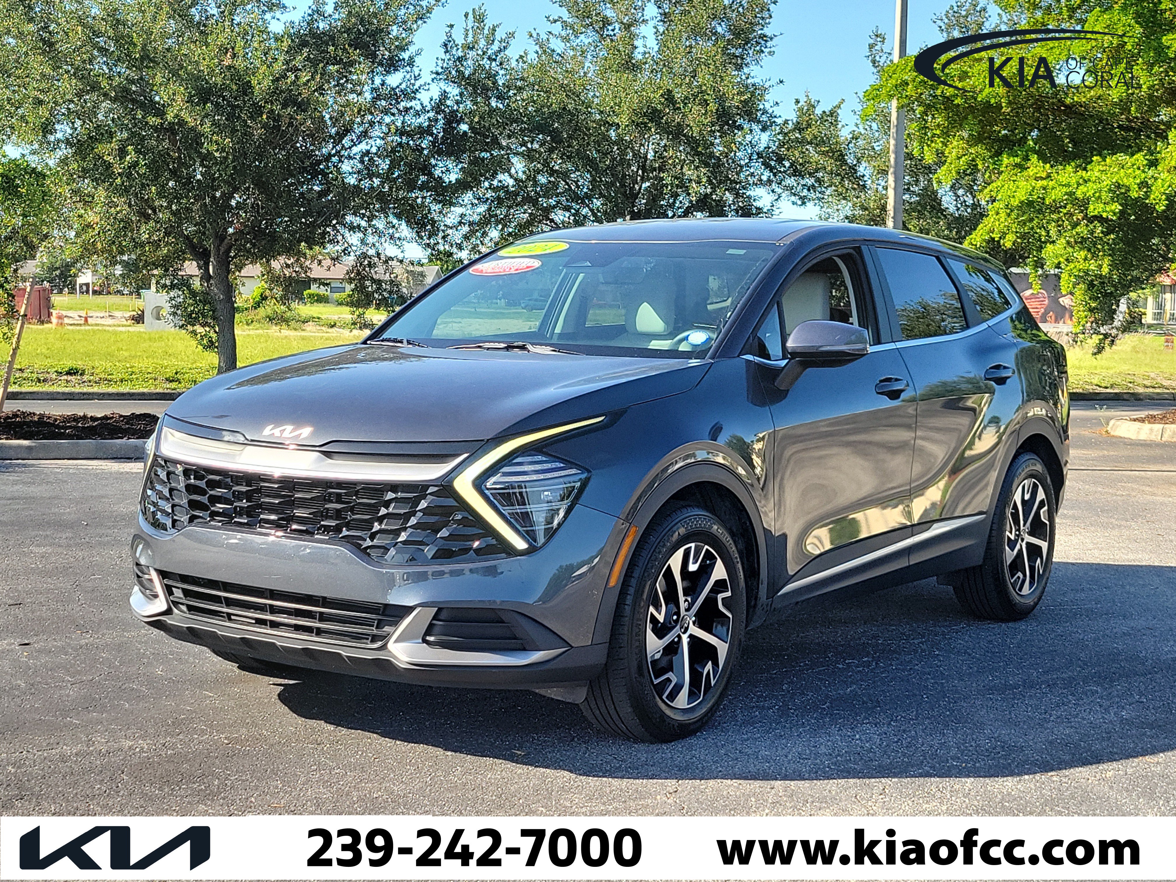Certified 2024 Kia Sportage EX FWD image 3