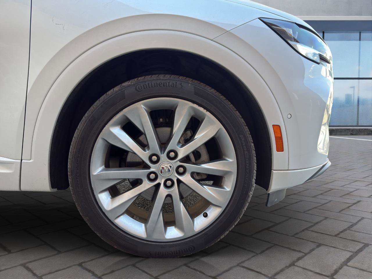 Used 2023 Buick Envision Avenir AWD/4WD image 24