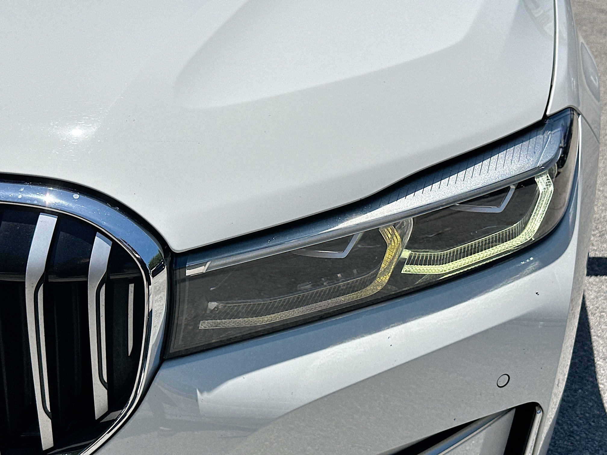 Used 2020 BMW 740i w/ Luxury Rear Seating Package RWD image 32