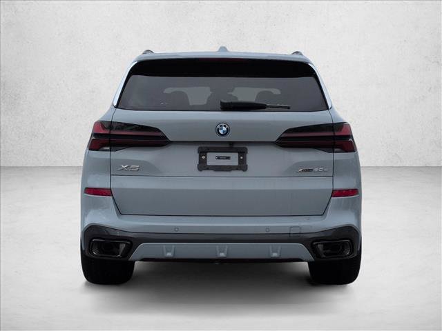 Used 2026 BMW X5 xDrive50e w/ M Sport Package AWD/4WD image 8