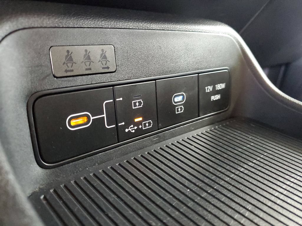 Used 2024 Hyundai Kona SEL AWD/4WD image 28