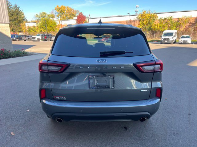 Used 2024 Ford Escape ST-Line w/ Tech Pack #1 AWD/4WD image 6