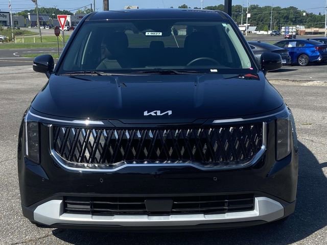 New 2025 Kia Carnival FWD image 6