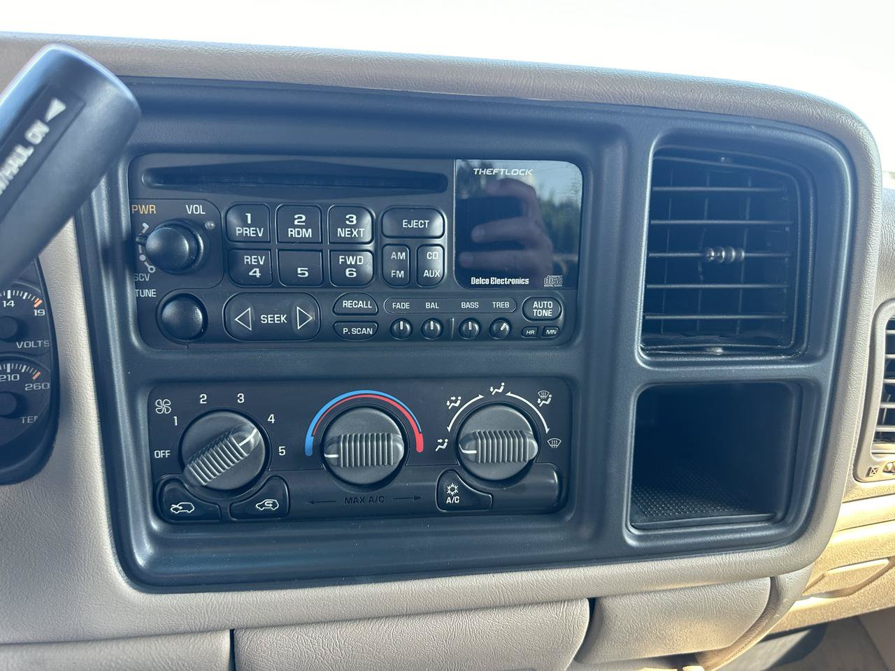 Used 2002 Chevrolet Silverado 2500 LS w/ Electrical Convenience Pkg AWD/4WD image 80