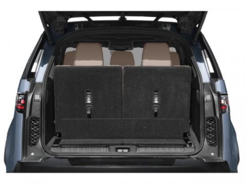 New 2026 Land Rover Discovery Limited Edition image 13