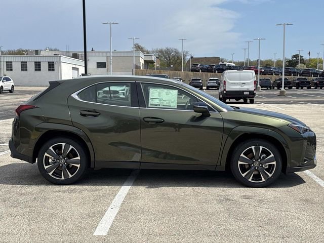 New 2026 Lexus UX 300h AWD image 4