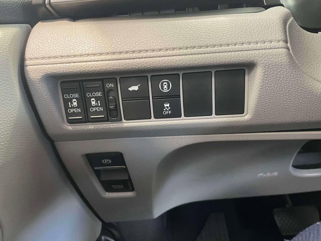 Certified 2024 Honda Odyssey EX-L image 20