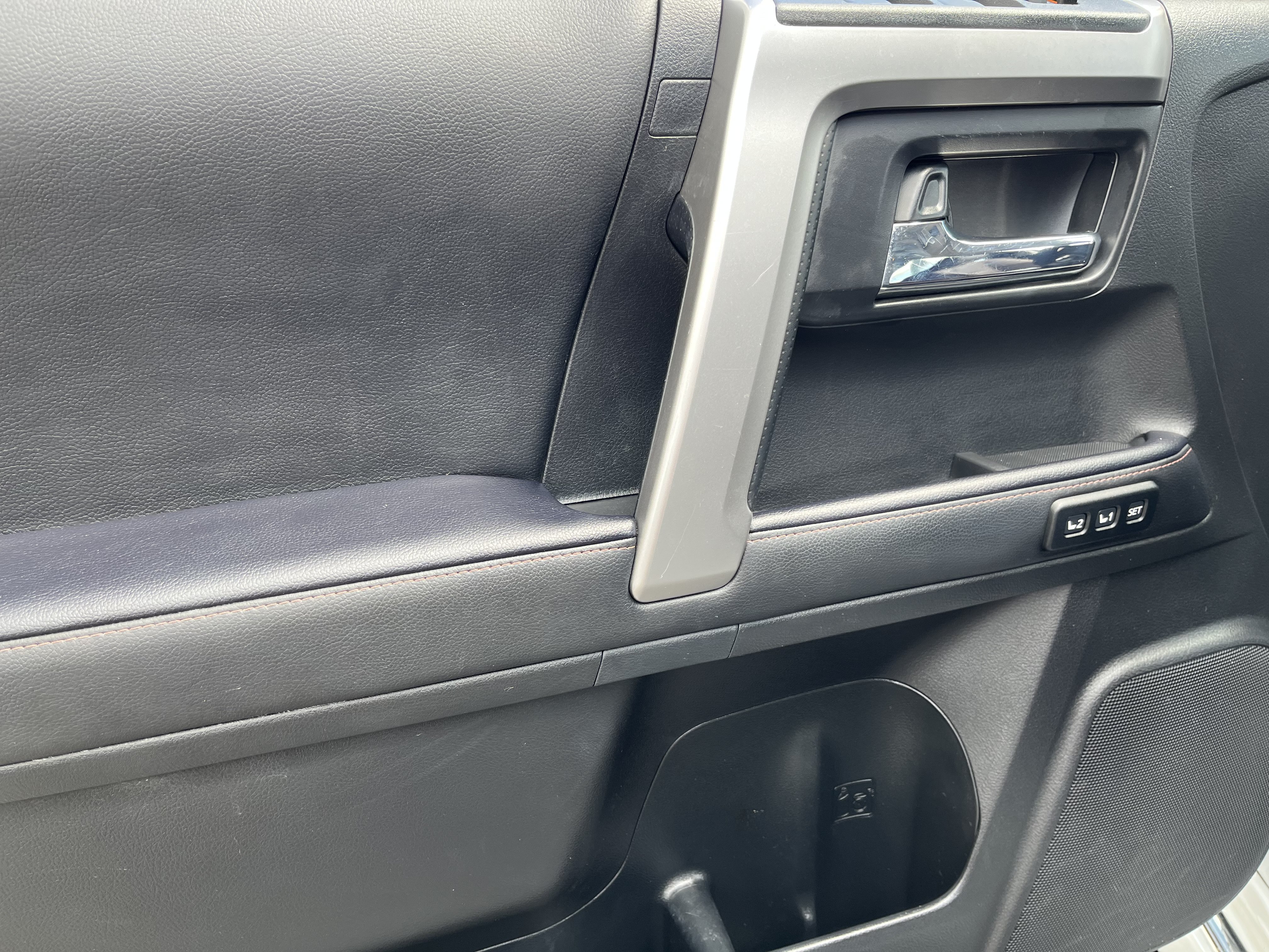 Used 2024 Toyota 4Runner Limited AWD/4WD image 14
