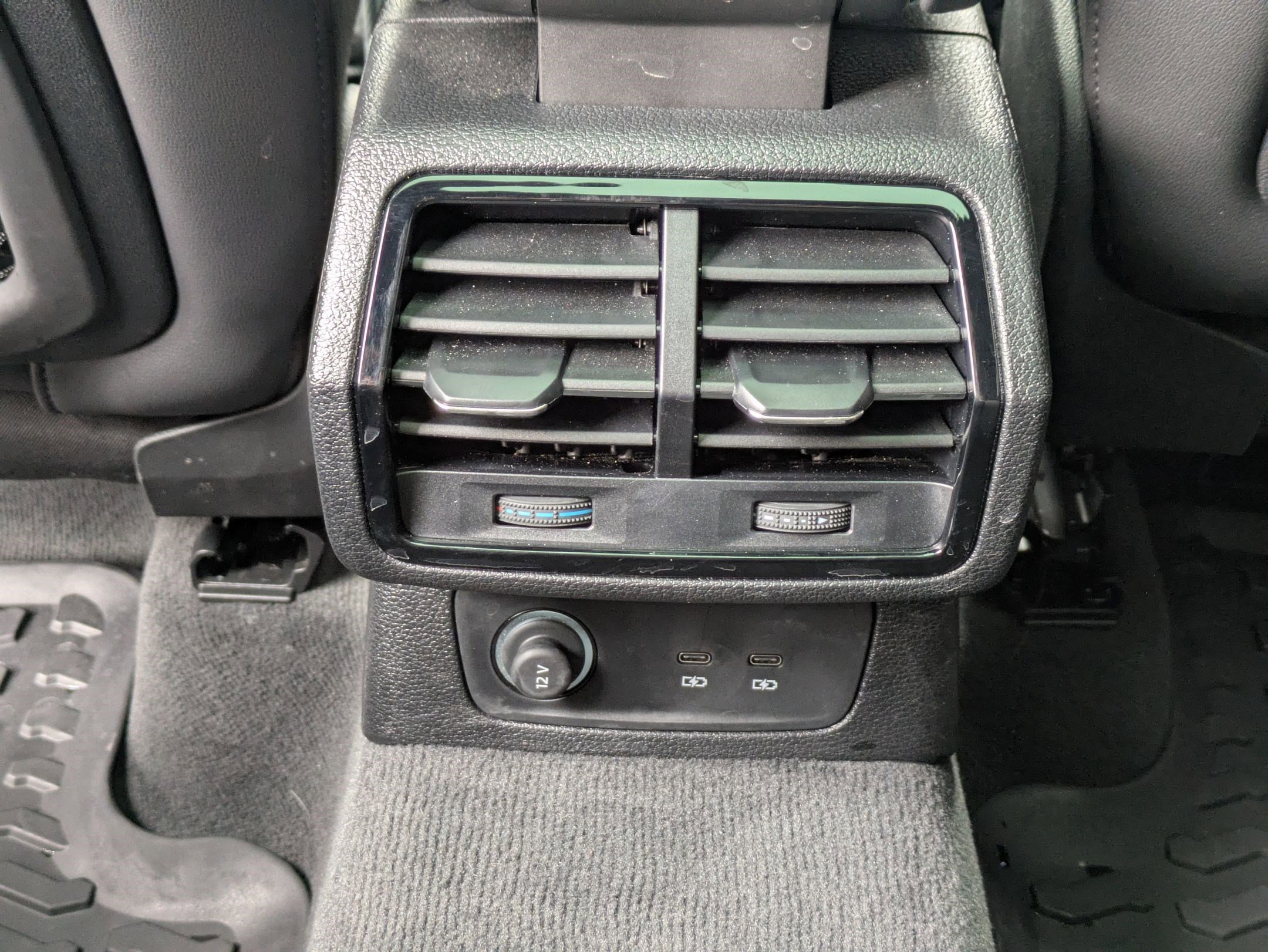 Certified 2025 Audi Q3 2.0T Premium Plus w/ Premium Plus Package image 24