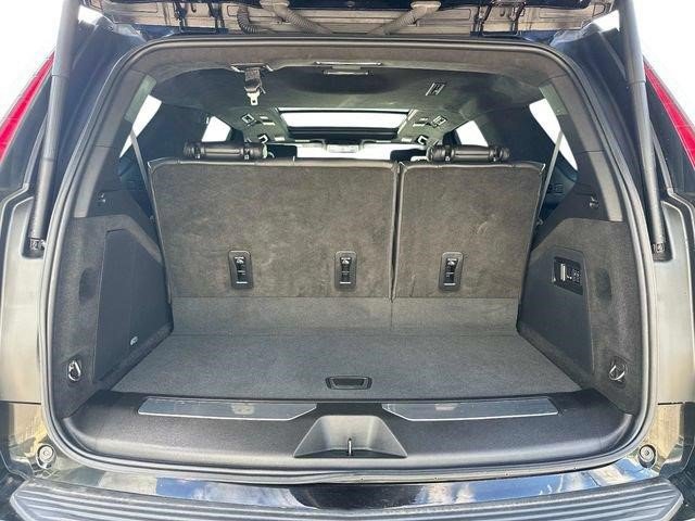 Certified 2024 Cadillac Escalade Sport Platinum w/ LPO, ONYX Package AWD/4WD image 7