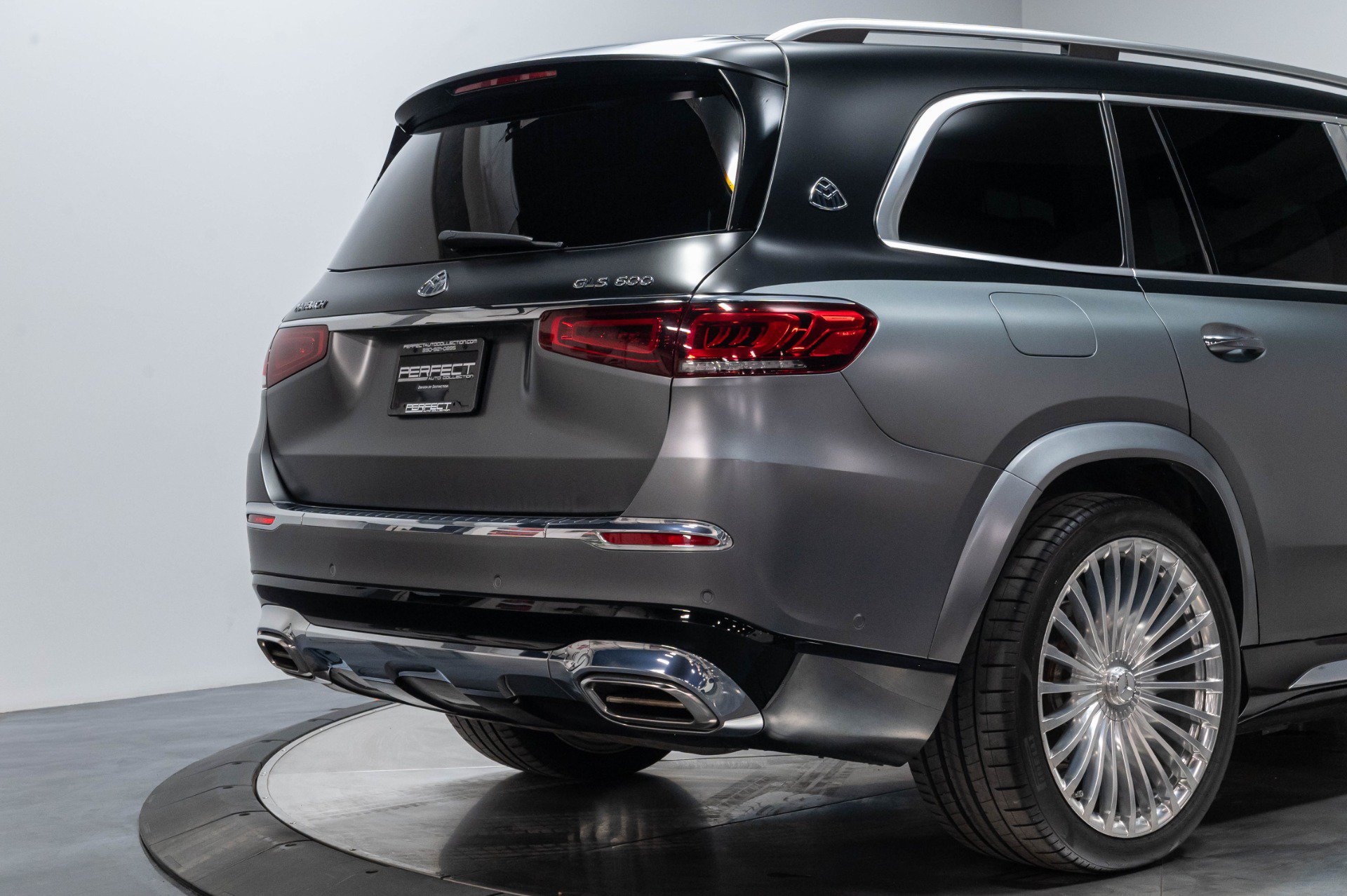 Used 2022 Mercedes-Benz Maybach GLS 600 4MATIC image 42