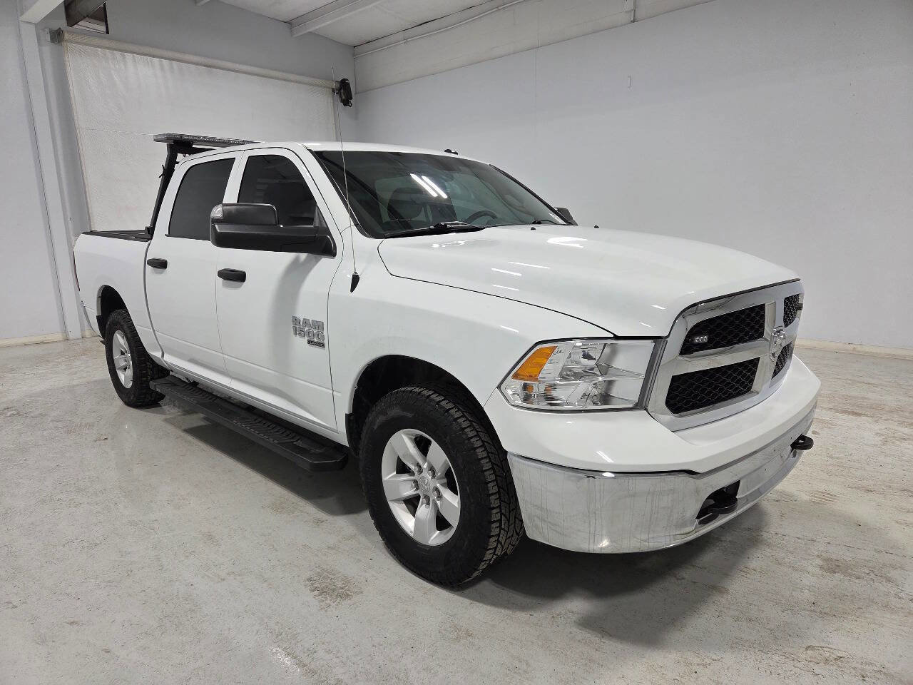 Used 2022 RAM 1500 Tradesman w/ Chrome Appearance Group image 1