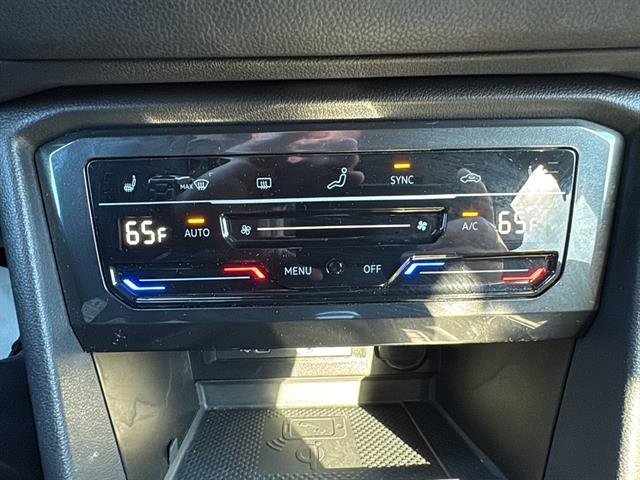 Certified 2024 Volkswagen Tiguan SE R-Line image 24