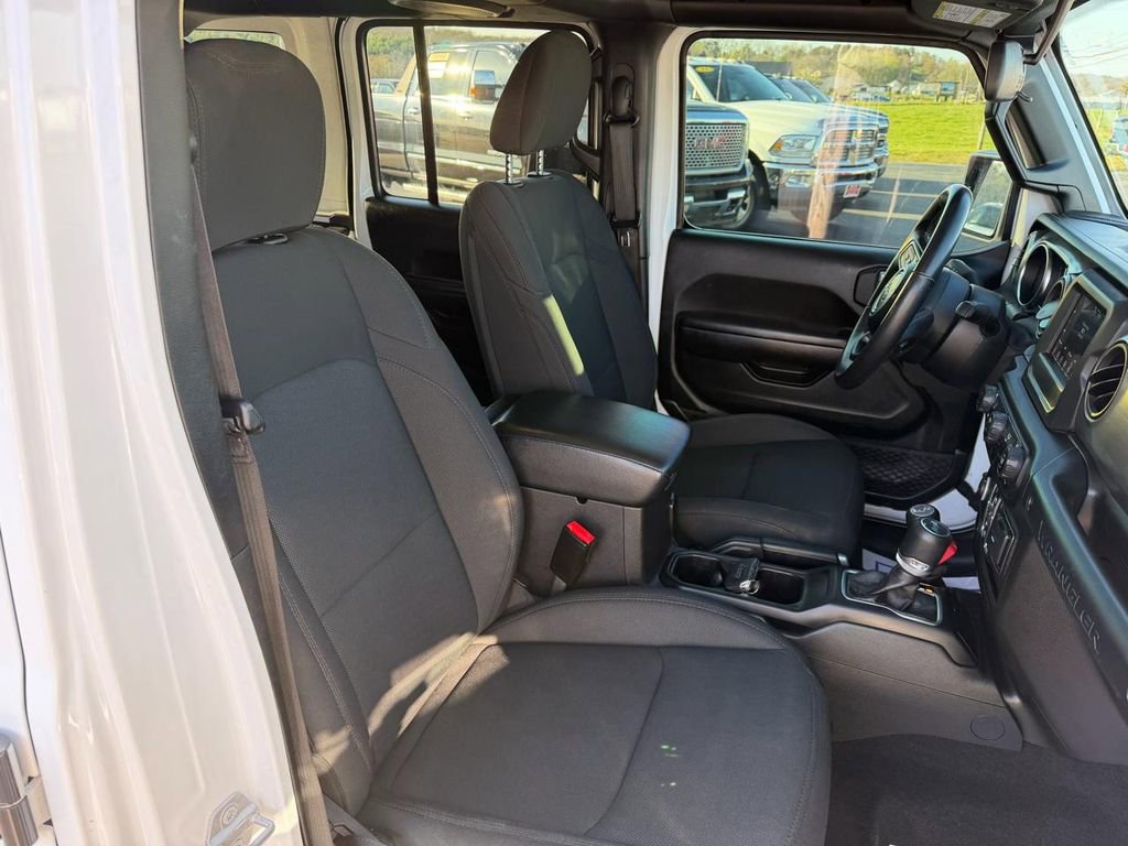 Used 2021 Jeep Wrangler Unlimited Sport image 20