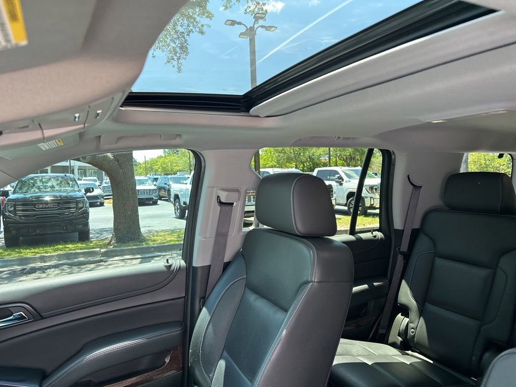 Used 2019 GMC Yukon SLT w/ Graphite Performance Edition RWD image 11