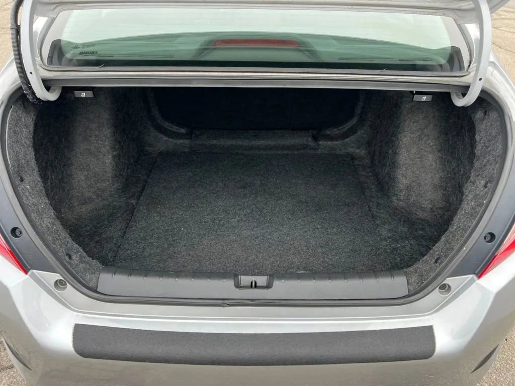 Used 2018 Honda Civic EX image 16