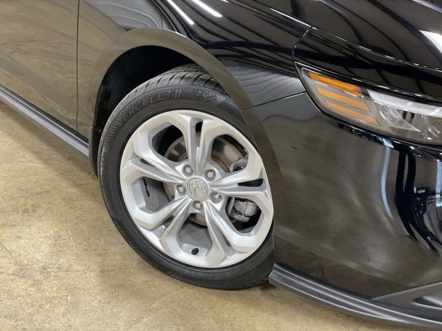 Used 2024 Honda Accord LX image 11
