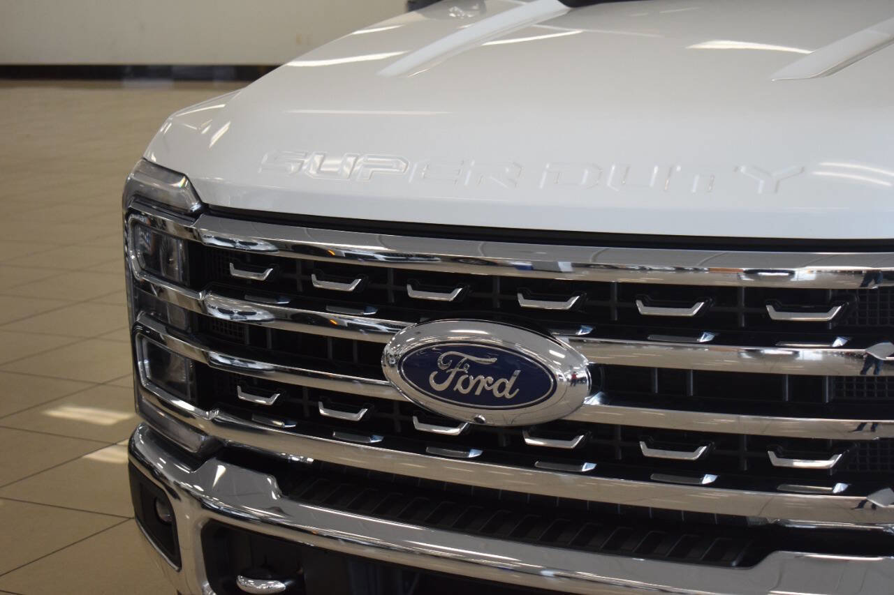Used 2023 Ford F250 Lariat w/ Chrome Package AWD/4WD image 10