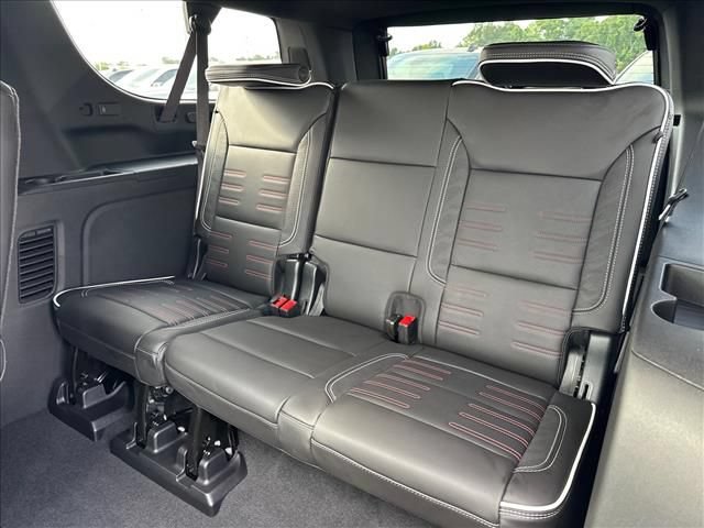 New 2026 GMC Yukon XL AT4 Ultimate AWD/4WD image 25