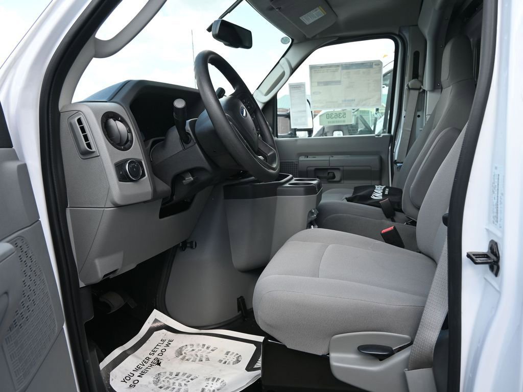 New 2025 Ford E-350 and Econoline 350 Super Duty w/ Power Equipment Group image 10