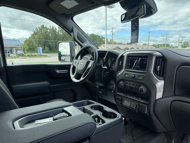 New 2026 Chevrolet Silverado 2500 Custom w/ Custom Value Package image 9