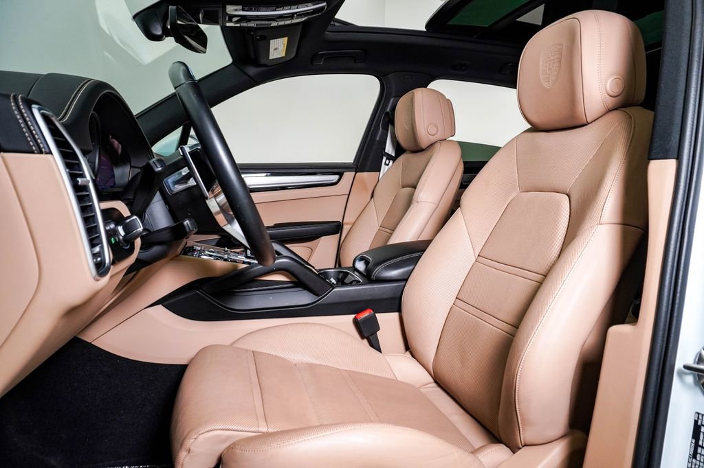 Certified 2023 Porsche Cayenne S Platinum image 5