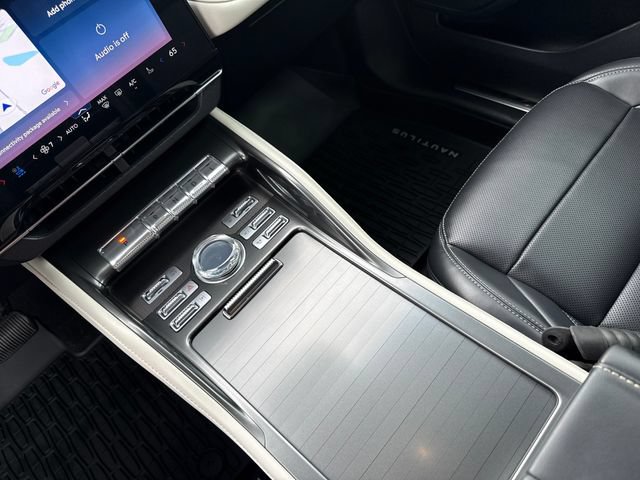 Certified 2024 Lincoln Nautilus Premier AWD/4WD image 26
