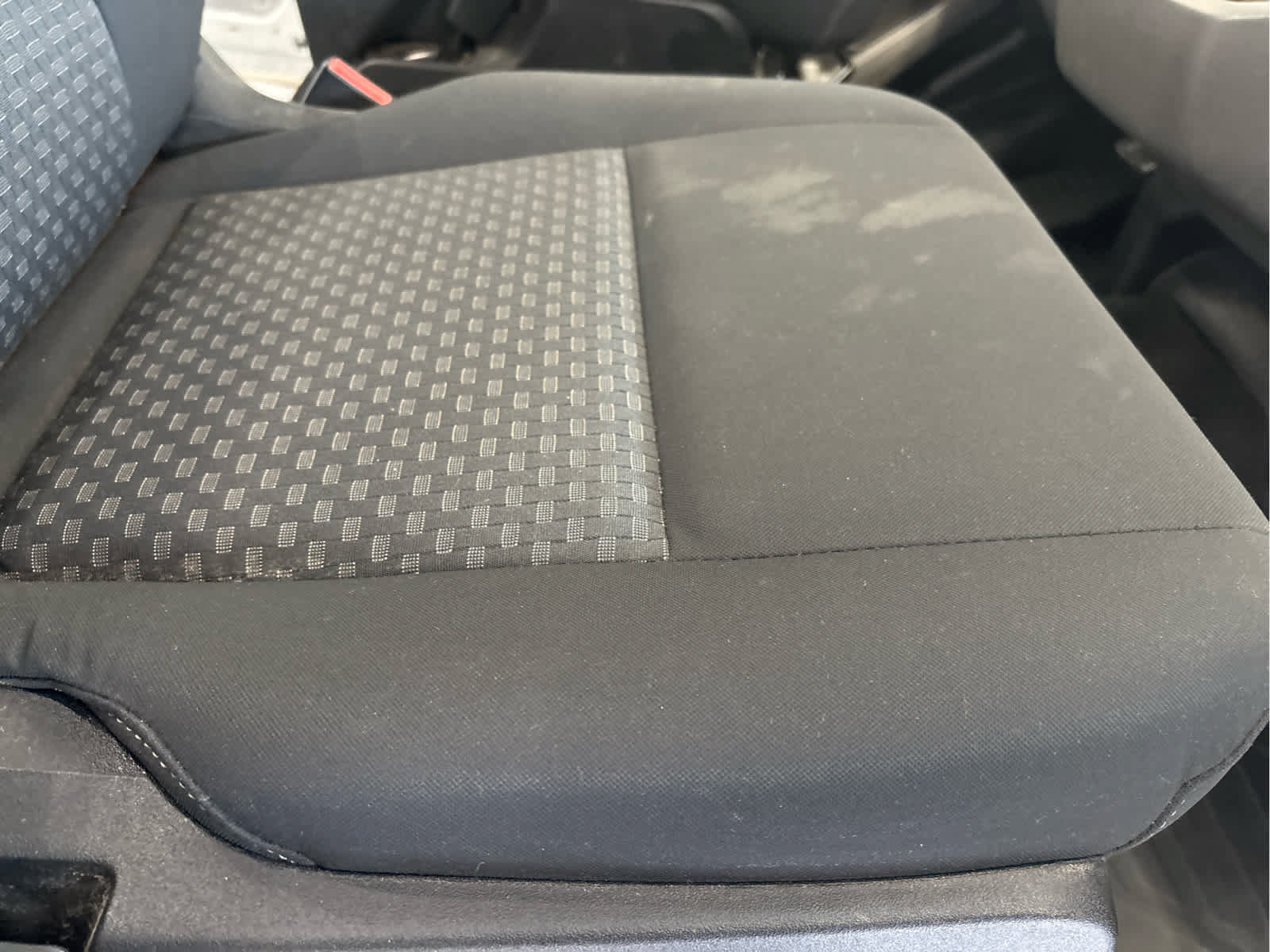 Used 2024 Ford Transit 250 148 Medium Roof RWD image 30