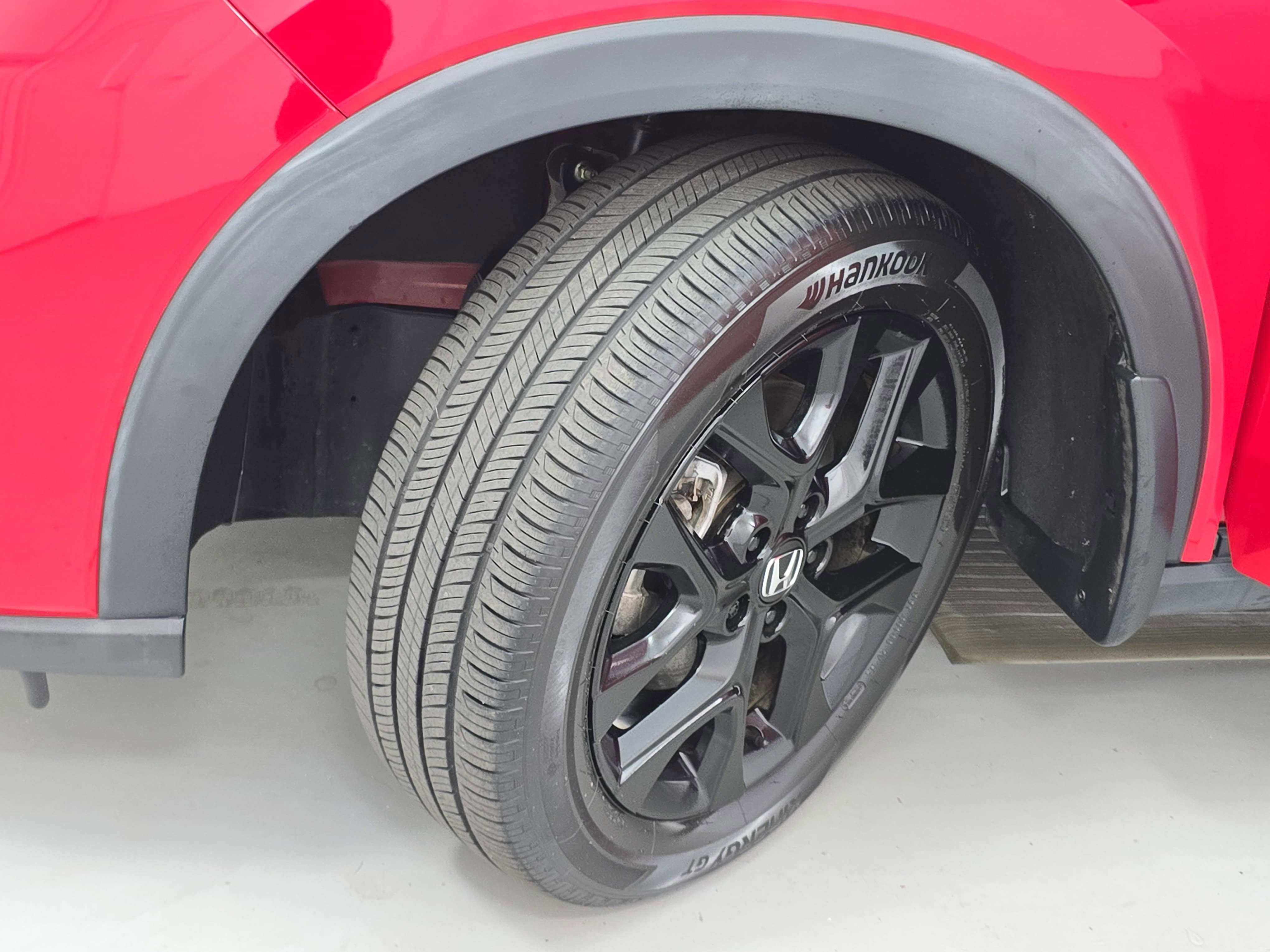 Certified 2023 Honda HR-V Sport image 31