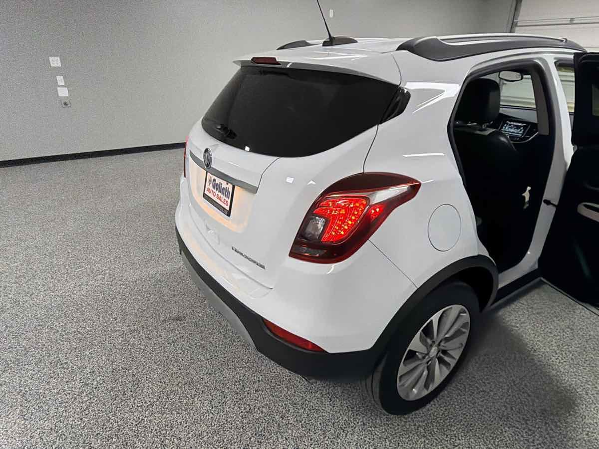 Used 2020 Buick Encore Preferred image 24