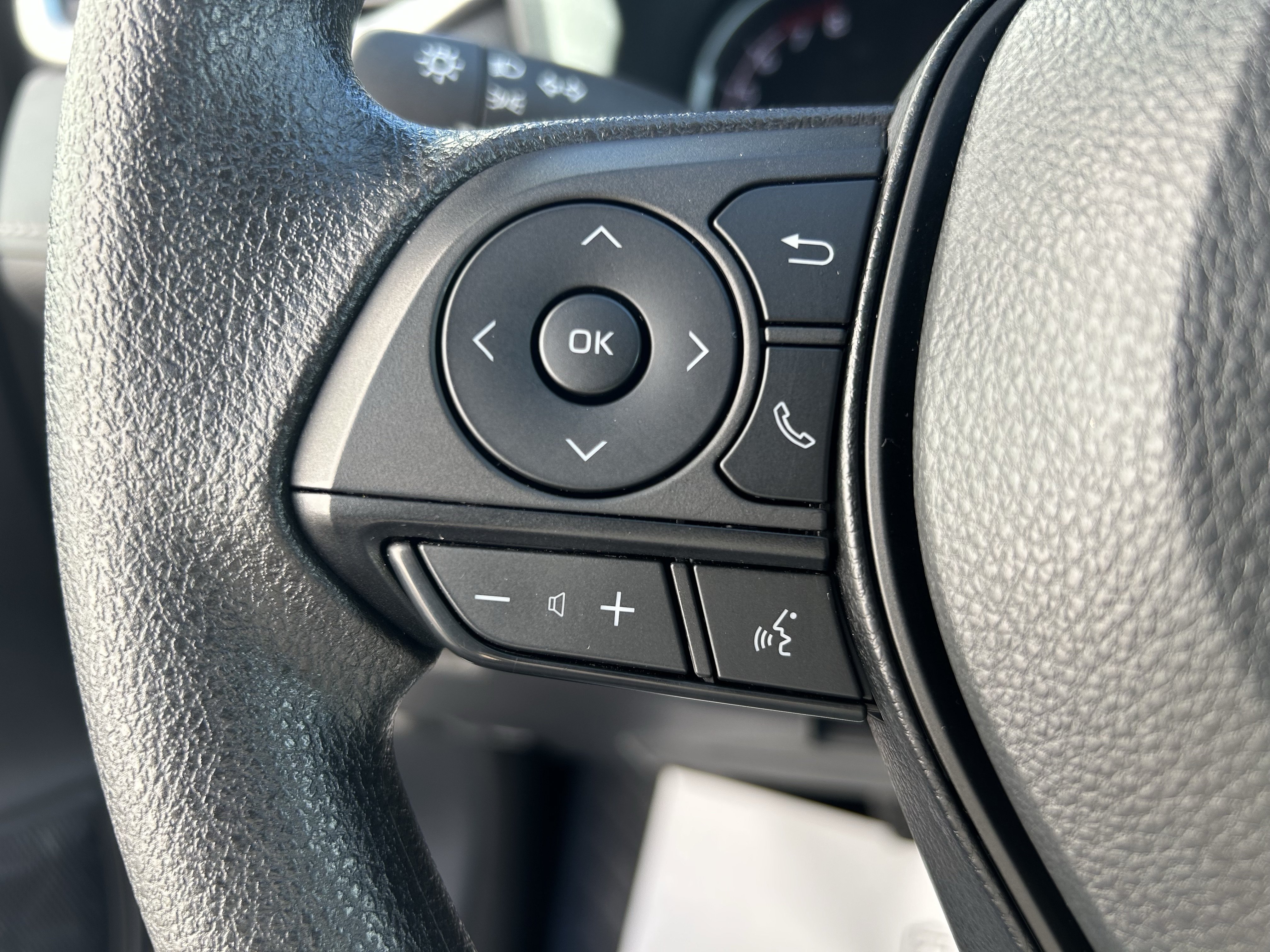 Certified 2025 Toyota RAV4 XLE AWD/4WD image 23