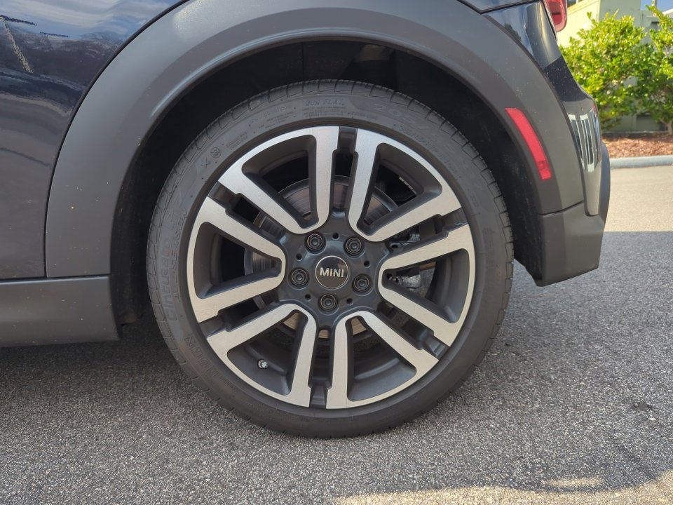 Used 2022 MINI Cooper S w/ Driver Assistance Package image 22