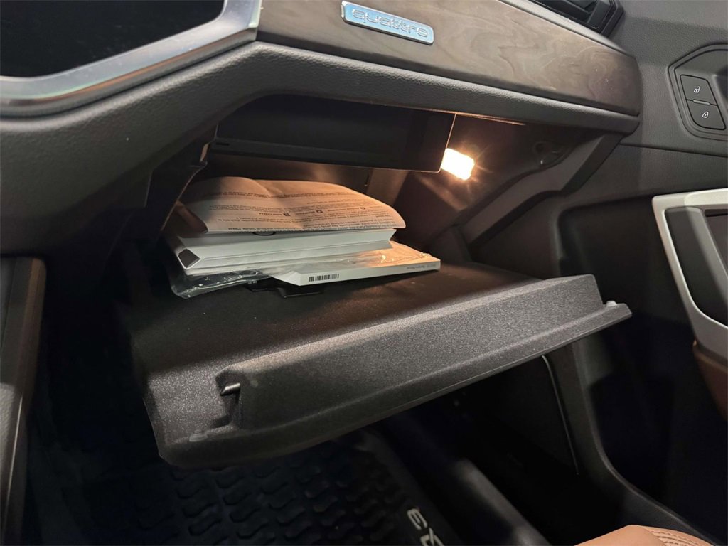 Used 2022 Audi Q3 2.0T Premium Plus image 33