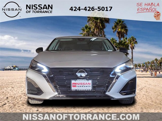 Used 2025 Nissan Altima 2.5 S image 2