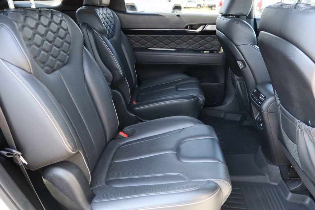 Used 2022 Hyundai Palisade Calligraphy w/ Cargo Package image 30