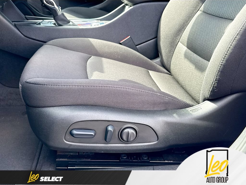 Used 2024 Chevrolet Malibu LT FWD image 19