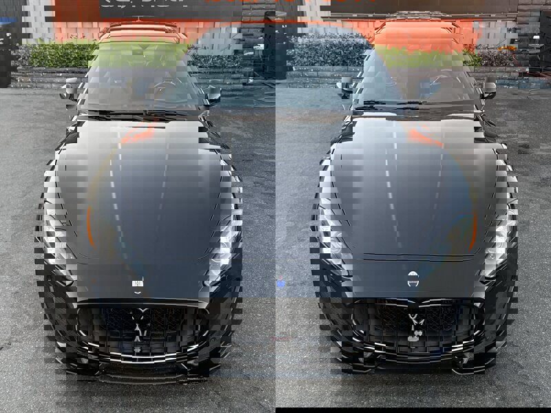 Used 2013 Maserati GranTurismo Sport RWD image 2