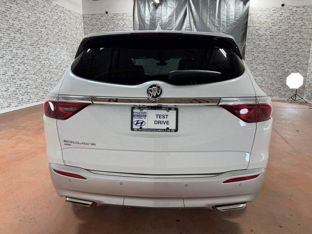 Used 2024 Buick Enclave Premium image 5