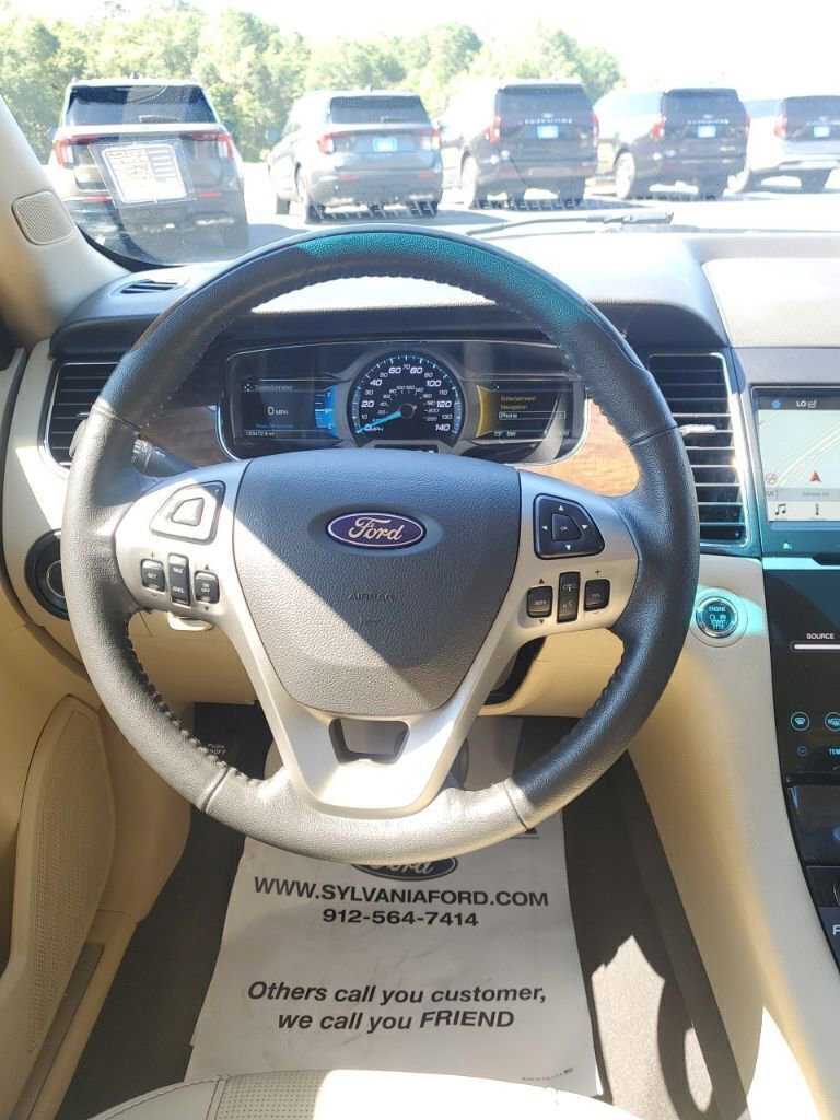 Used 2018 Ford Taurus Limited FWD image 12