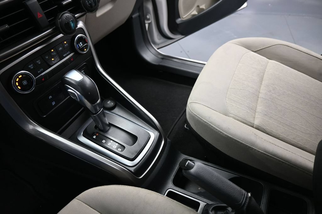 Used 2019 Ford EcoSport SE w/ SE Convenience Package FWD image 16