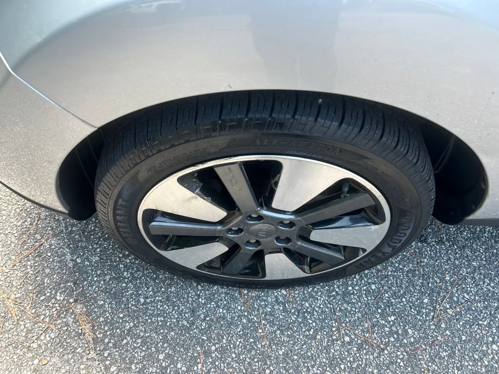 Used 2014 Kia Soul ! w/ Sun & Sound Package FWD image 12