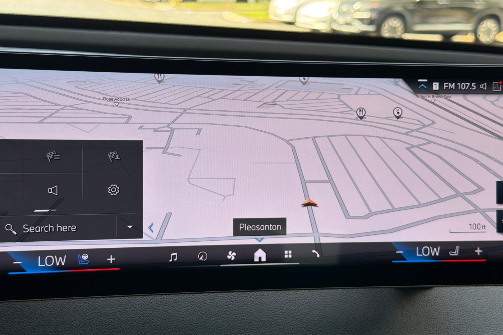 Certified 2024 BMW iX xDrive50 w/ Premium Package image 26