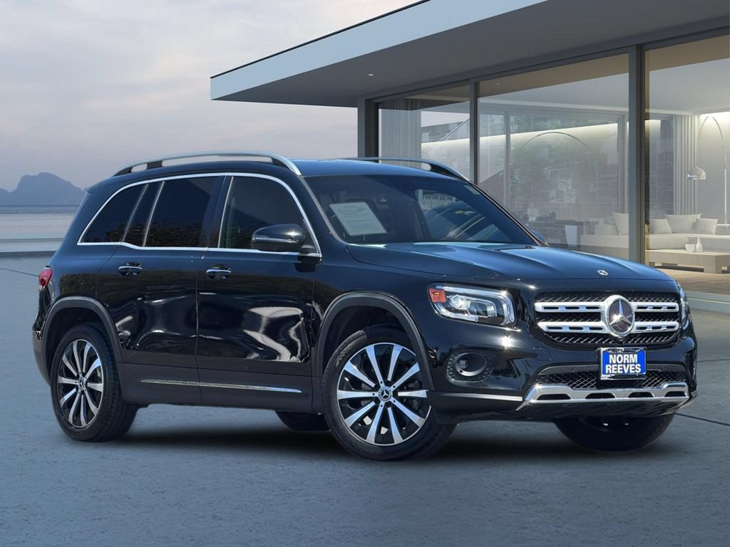 Used 2022 Mercedes-Benz GLB 250 image 2