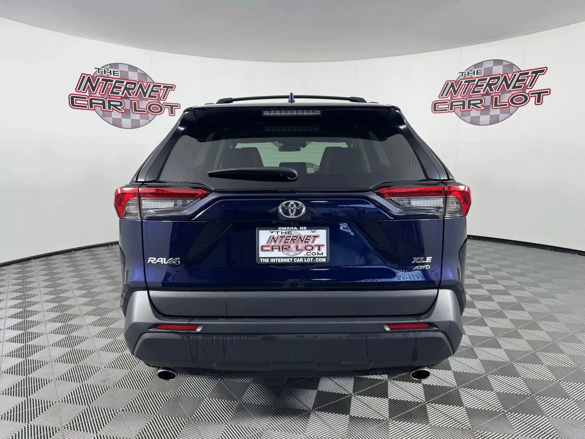 Used 2025 Toyota RAV4 XLE Premium w/ Weather Package AWD/4WD image 6