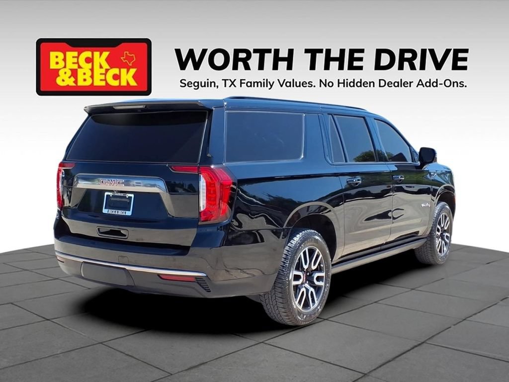 Used 2023 GMC Yukon XL AT4 w/ AT4 Premium Plus Package AWD/4WD image 5