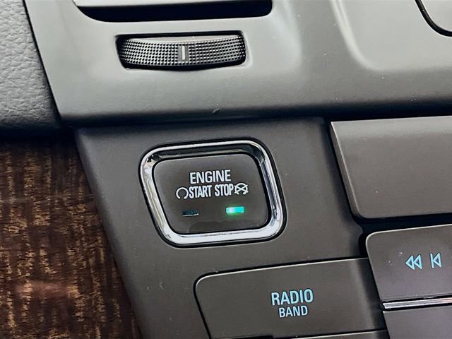 Used 2012 Buick Regal Premium FWD image 16