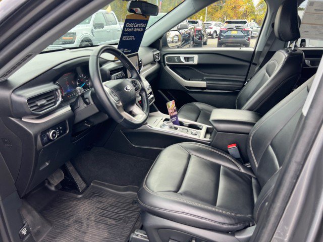 Certified 2023 Ford Explorer XLT w/ Equipment Group 202A AWD/4WD image 7
